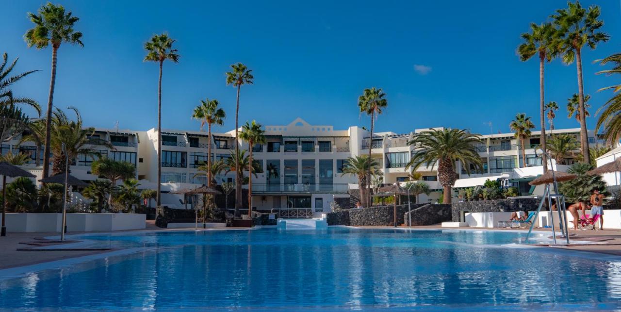 Apartamento En Playa Roca Primer Linea De Mar Costa Teguise Exterior photo